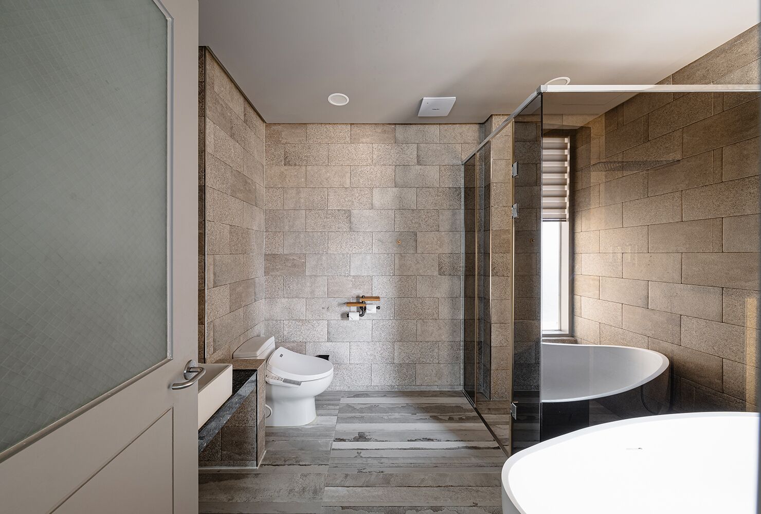 rooftop lounge, ocean view | bathroom | shower, free toiletries, hair dryer, slippers