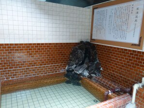 Towels, soap, shampoo, toilet paper - Nankai Yakusokan (Gotemba)