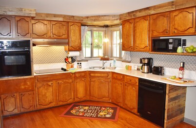 Entire 3BDR Cottage: Explore Bayfield-Apostle Islands-BigTop-Northwoods-trails