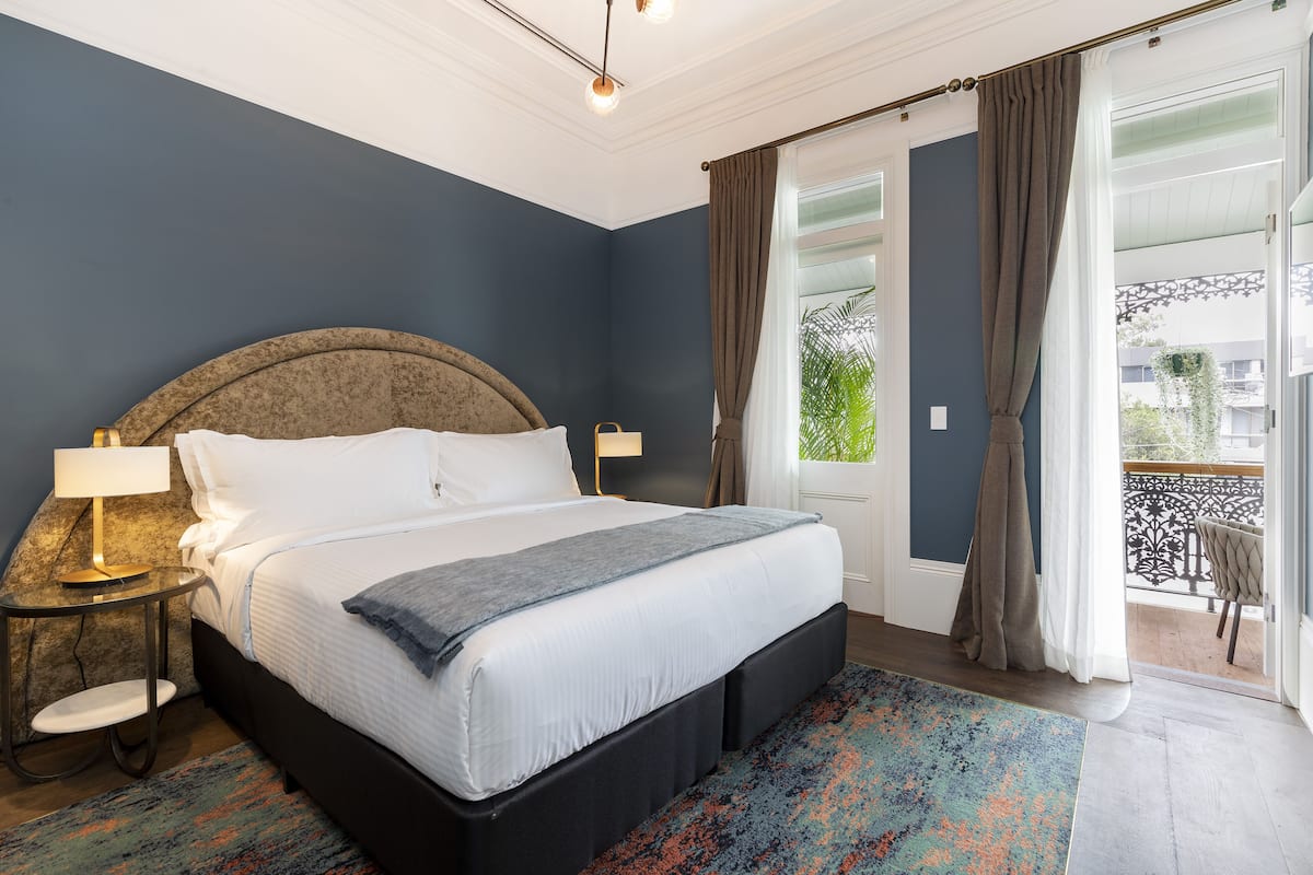 Comfort tweepersoonskamer | 1 slaapkamer, een kluis op de kamer, verduisterende gordijnen