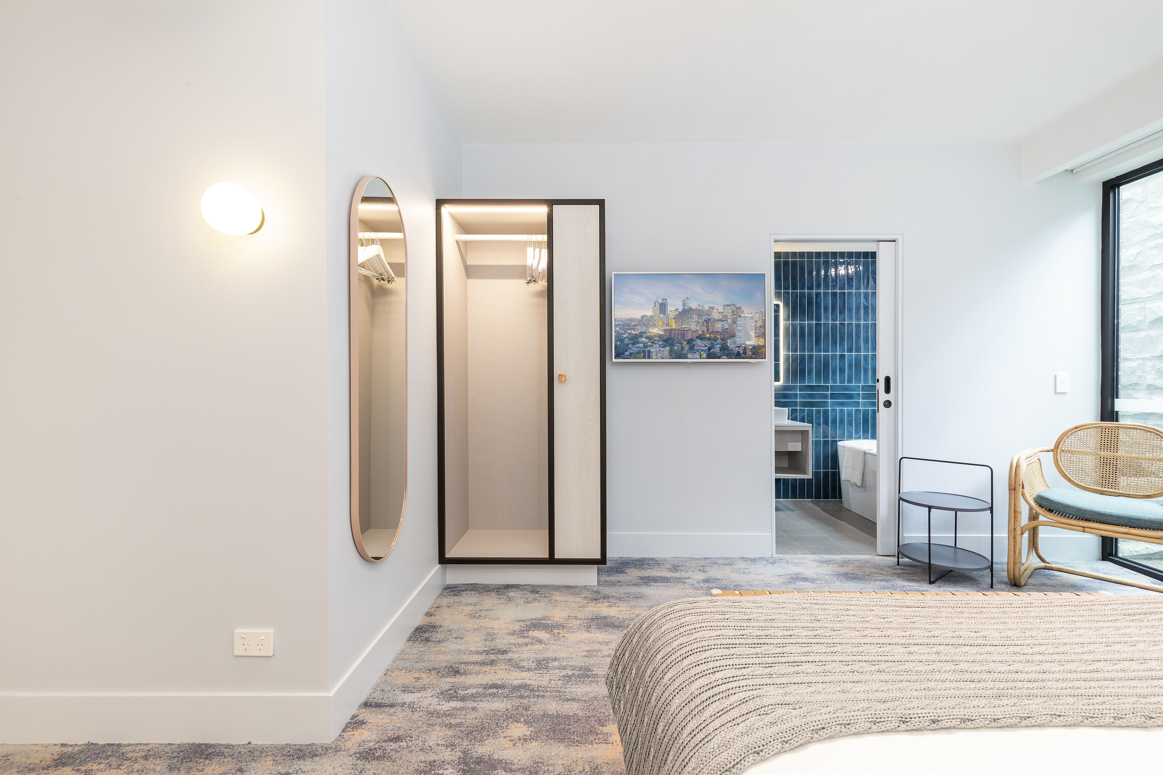 king studio | in-room safe, blackout curtains, soundproofing, iron/ironing board