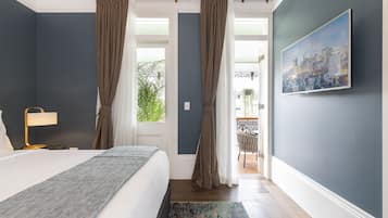 Habitación Confort doble | 1 dormitorio, caja fuerte, cortinas opacas y sistema de insonorización