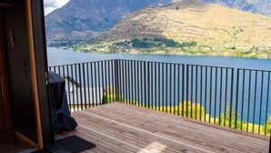 Balcony view - Award Winning Architecturally Designed Pad (Queenstown)