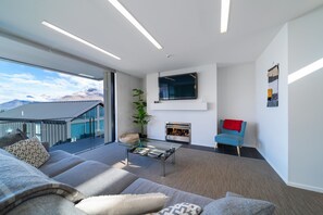 Comfort-Apartment, 2 Schlafzimmer | Wohnbereich
