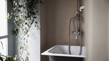 Kamar Double (Cachette) | Seprai premium dan didekorasi berbeda-beda