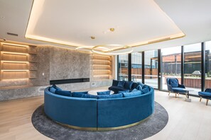 Lobby sitting area - Sky One Apartments by CLLIX (Box Hill)
