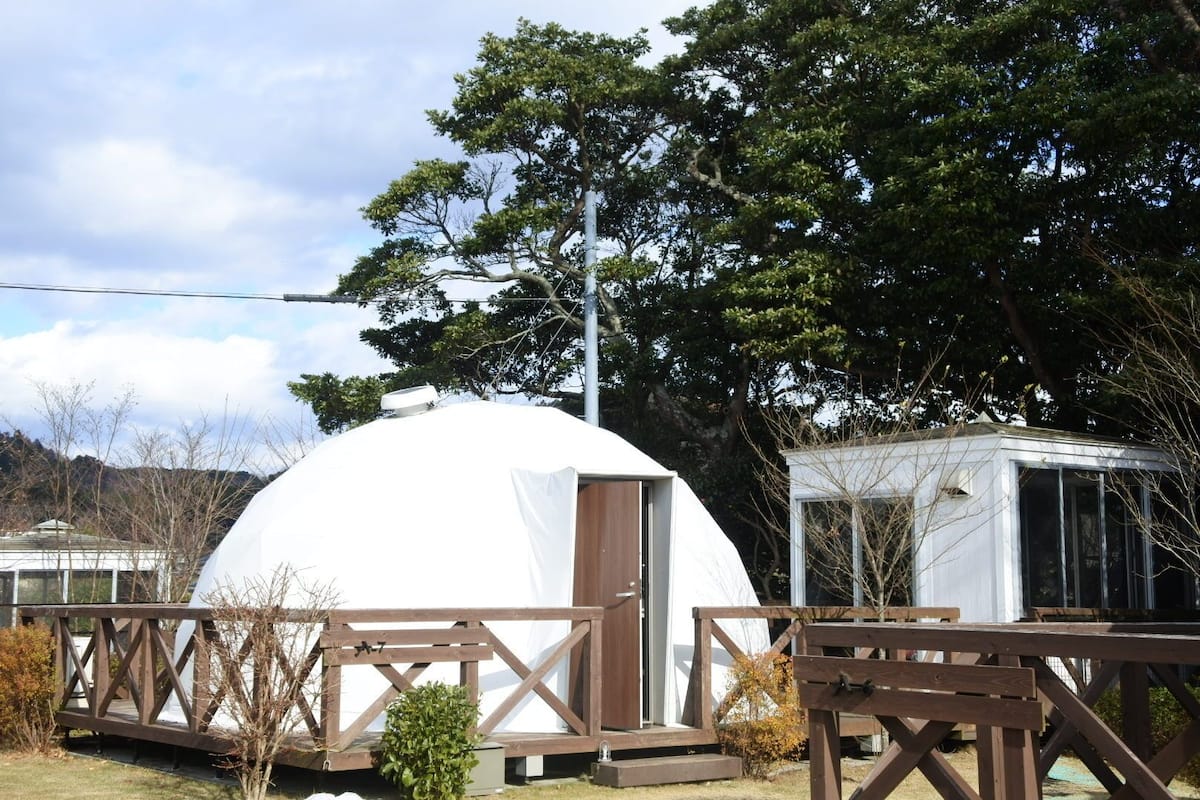Dome tent type S, Non-smoking