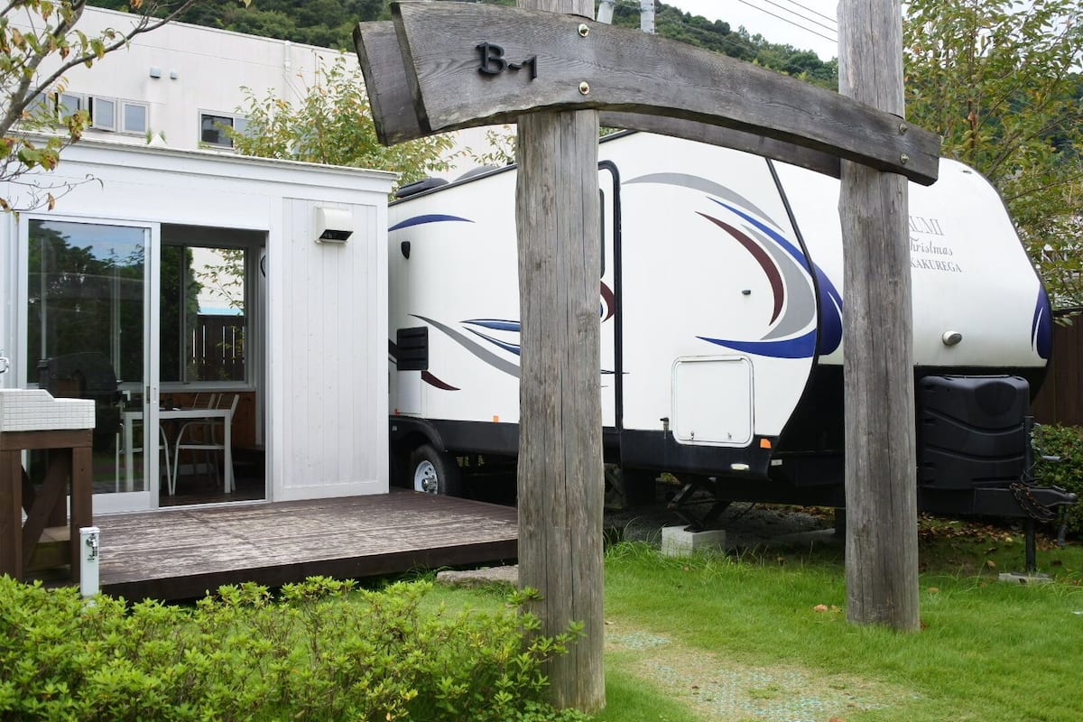 Trailer type D