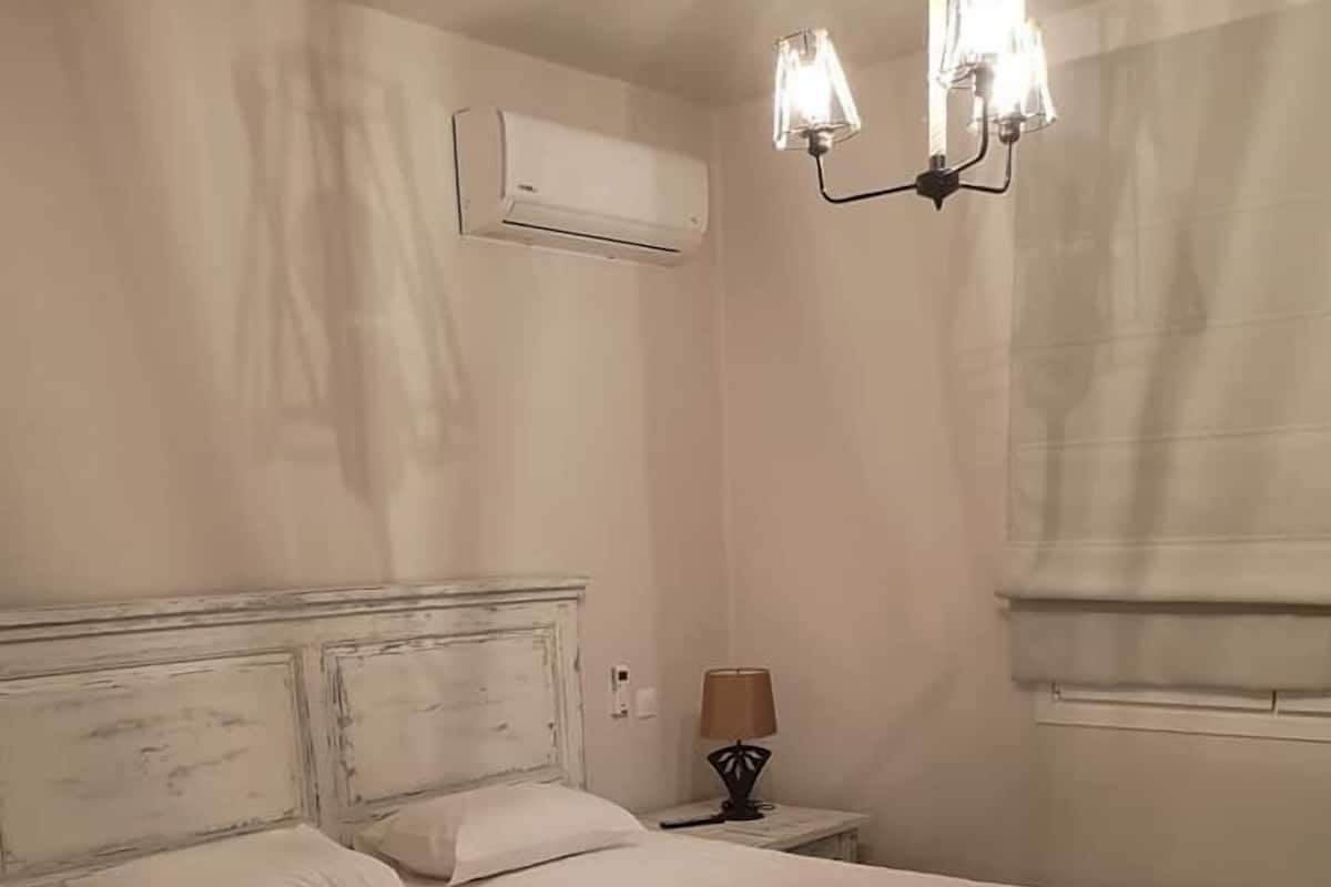 1 bedroom, minibar, individually decorated, individually furnished
