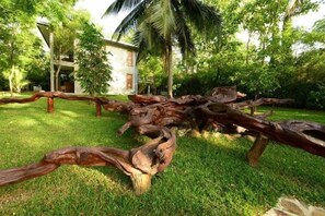 Property grounds - Nil diya mankada safari lodge (Udawalawa)