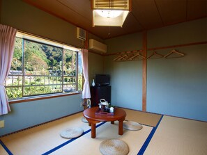 Japanese Style Room for 3 People - Kani no Yado Miyata (Kami)
