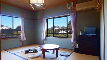 Japanese Style Room for 6 People