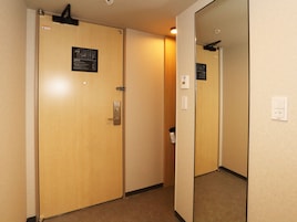 In-room safe, blackout drapes, free WiFi, bed sheets