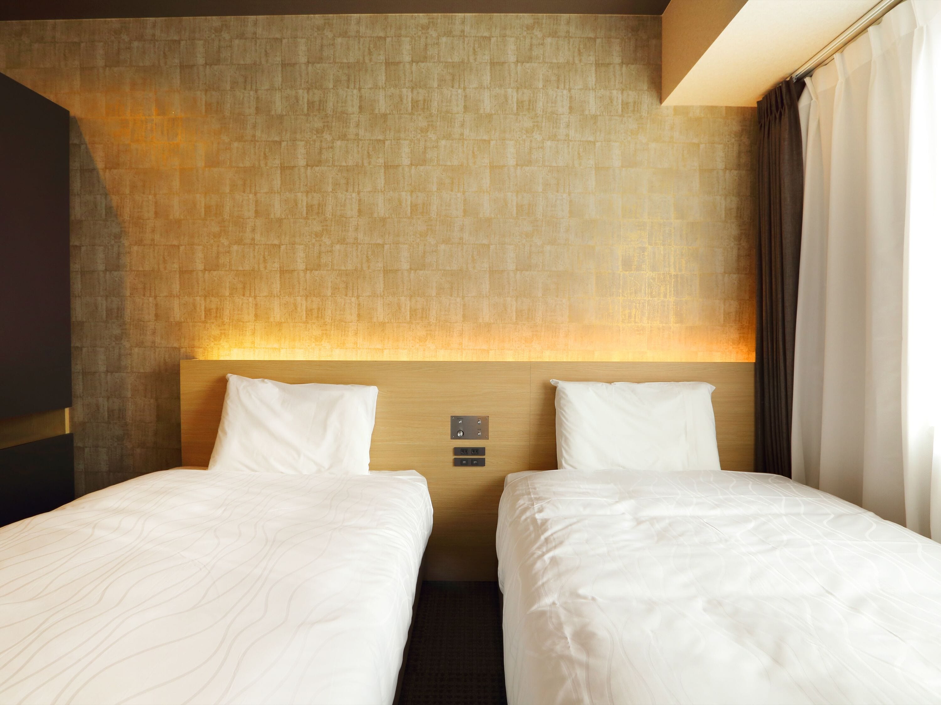 standard twin room | 1 bedroom, in-room safe, blackout curtains, free wifi