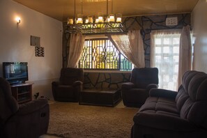 Comfort-bungalow, 2 makuuhuonetta, terassi, näköala puutarhaan | Näkymä huoneesta