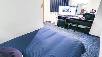 Individually decorated, desk, iron/ironing board, free WiFi