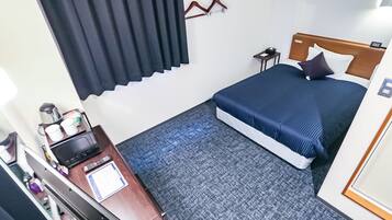 Individually decorated, desk, iron/ironing board, free WiFi