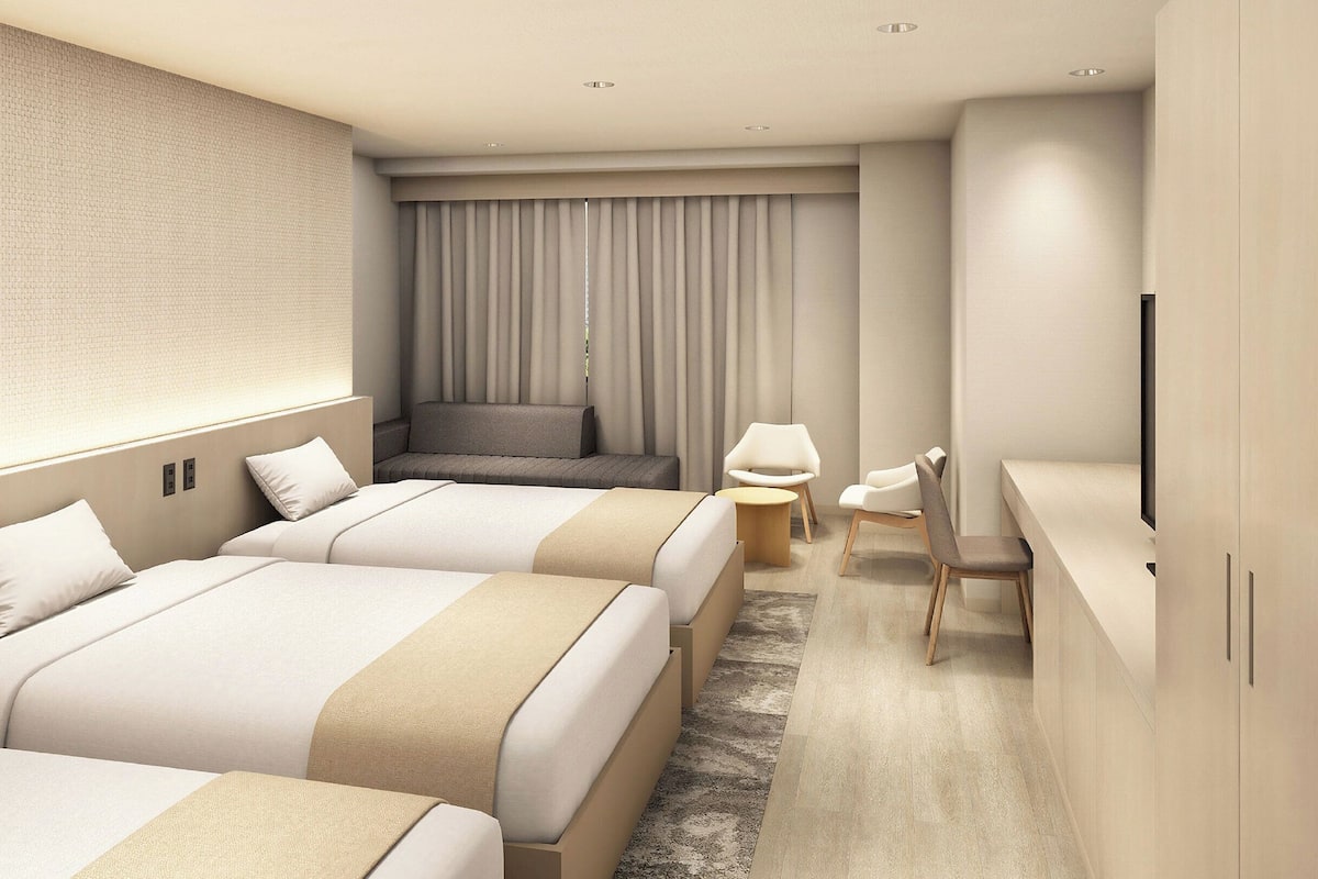 Superior Triple Room(No View) - Shower Only - Non-Smoking | Free WiFi