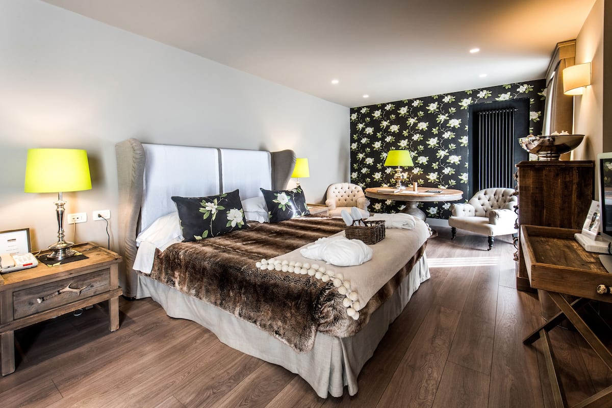 Junior-Doppelzimmer | 1 Schlafzimmer, Daunenbettdecken, Minibar, Zimmersafe