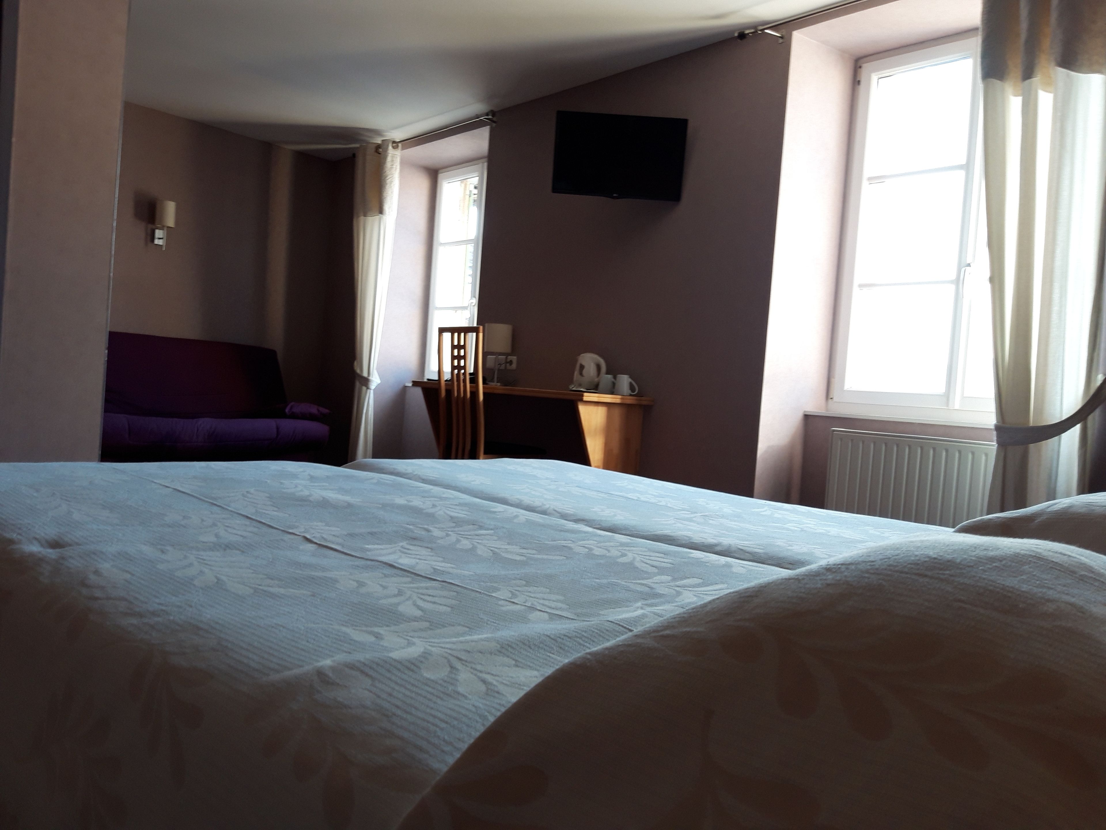 superior triple room | desk, iron/ironing board, free wifi, bed sheets