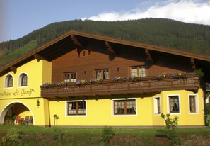 واجهة المنشأة