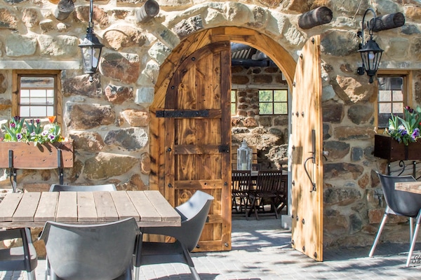 Perincian bahagian luar