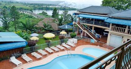 Hotel Paradise on the Nile
