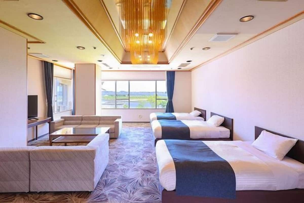 1 habitación y caja de seguridad en la habitación