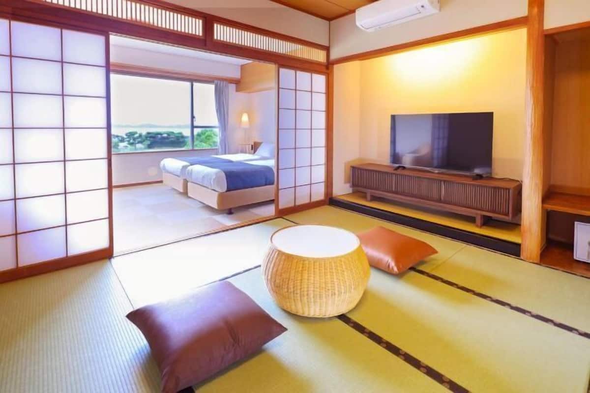 1 bedroom, in-room safe