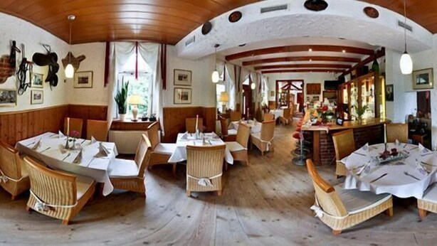 Unclassified image, 1 of 13, button - Restaurant & Pension Bellevue (Wandlitz)
