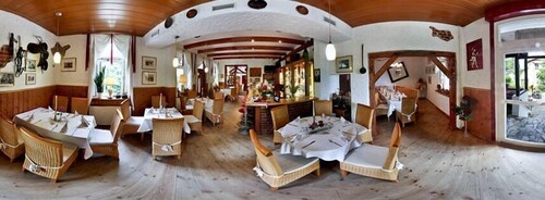 Restaurant & Pension Bellevue