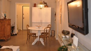 Estudio | Servicio a la habitación