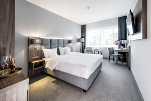 Habitación individual | Minibar, escritorio, espacio para trabajar con un portátil