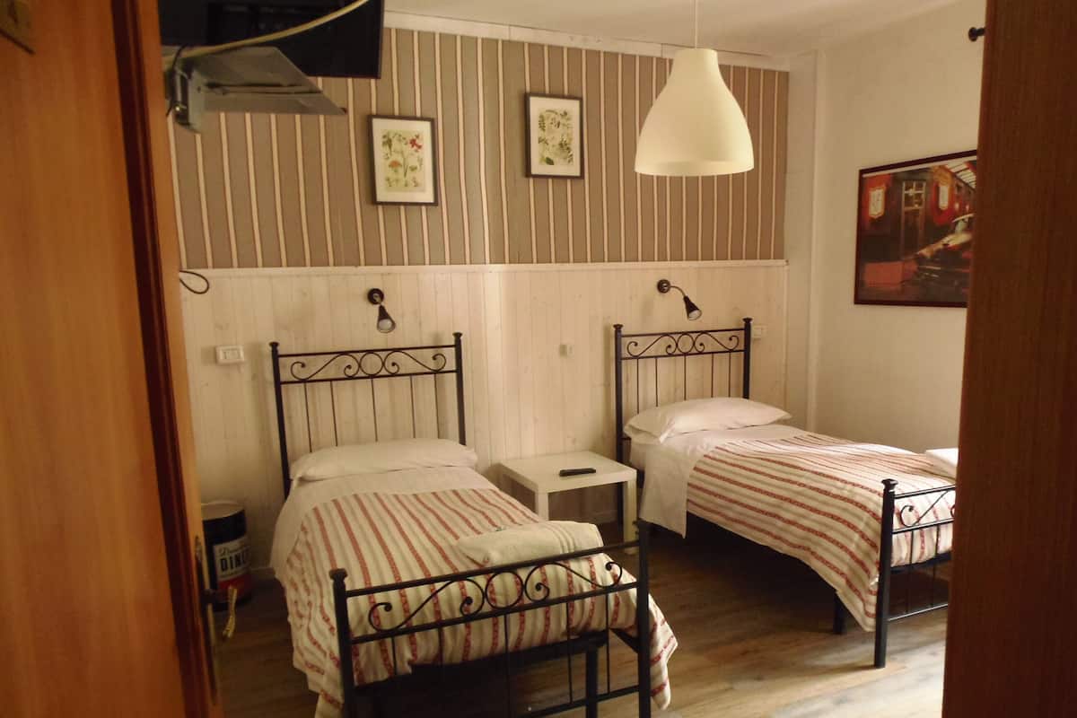 Wifi gratis y ropa de cama 