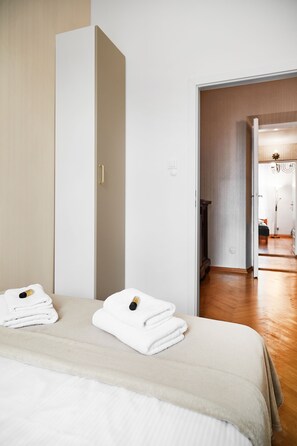 City Apartment, 5 Bedrooms