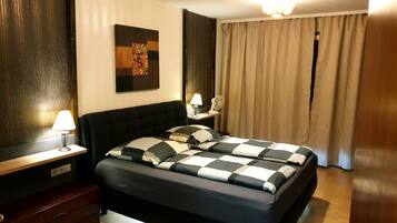 Apartment, 1 Bedroom (Nr. 3) | In-room safe, individually decorated, individually furnished