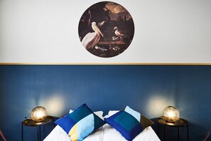 LÀgenhet Design (D) | 3 sovrum, skrivbord, arbetsyta för laptop och strykjÀrn/strykbrÀda