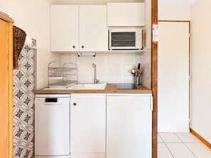 Coffee/tea maker, fridge, microwave, dishwasher - Cozy apartment for 4-5 people, pets allowed (Notre-Dame-de-Bellecombe)
