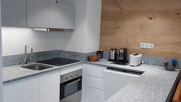 Fridge, microwave, oven, dishwasher