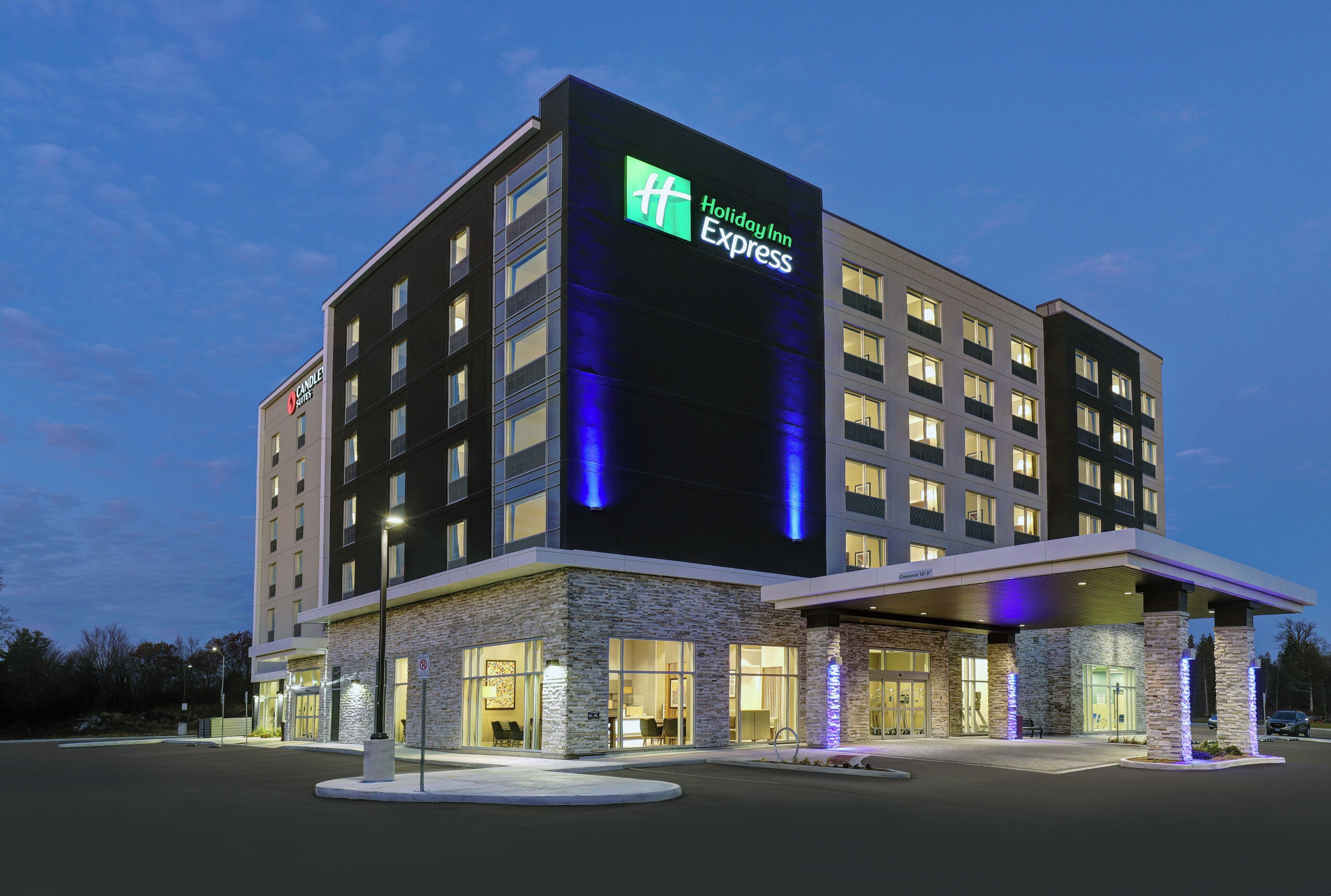 Photo - Holiday Inn Express Kingston West by IHG