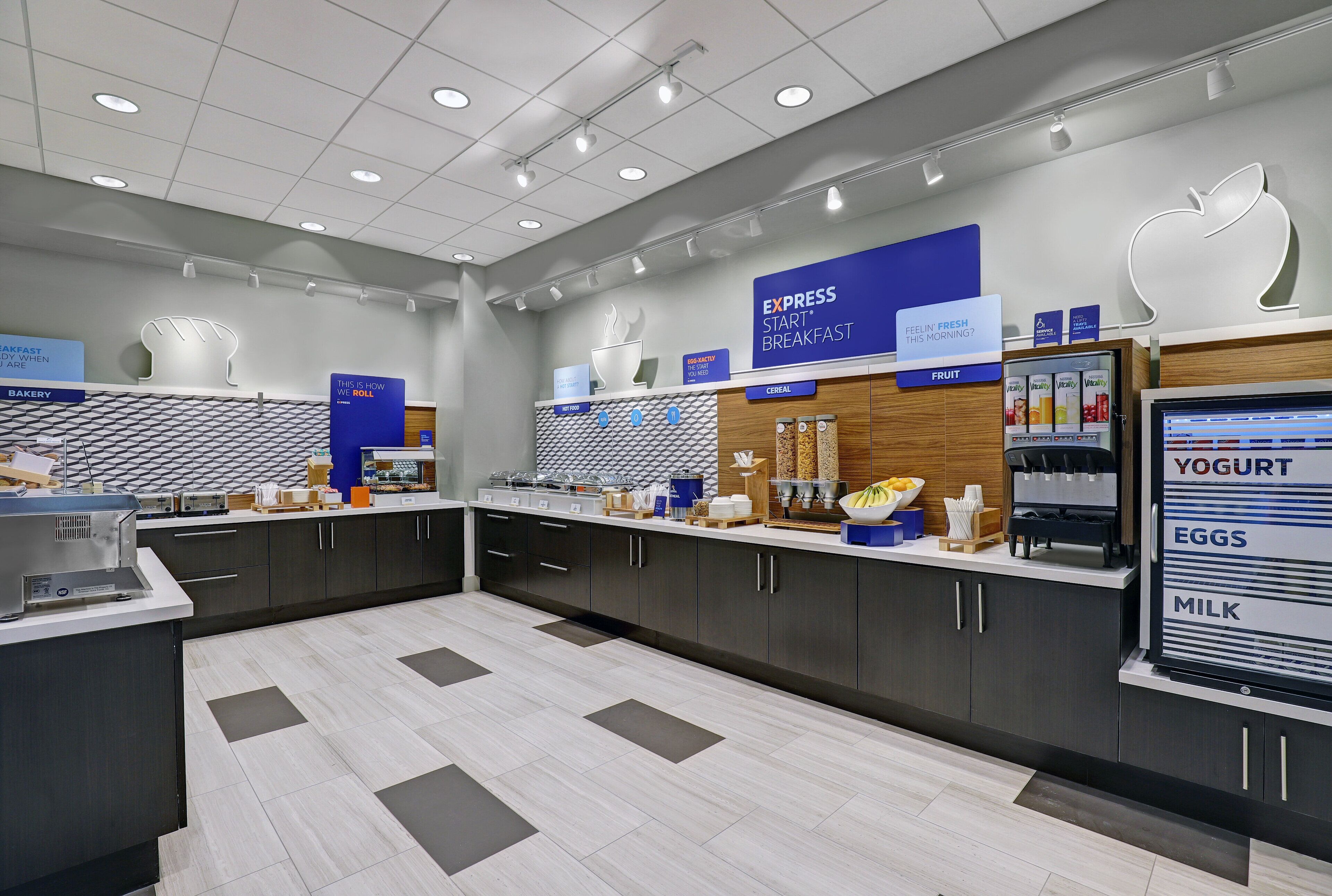 free daily continental breakfast