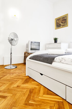 Appartement Ville, 2 chambres | 2 chambres, bureau, espace de travail pour ordinateur portable