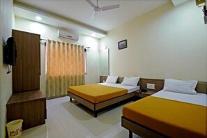 Family Room - Hotel J K Palace (Rahata)