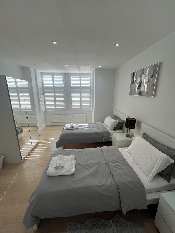 2 bedrooms, iron/ironing board, WiFi, bed sheets