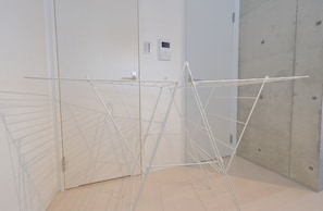 Room | Bathroom amenities | Combined shower/tub, hair dryer, towels - Landmark Namba C (Osaka)