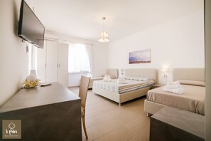 Quadruple Room (Pumo Bianco)