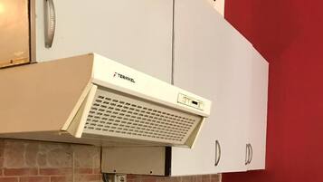 Free daily on-the-go breakfast