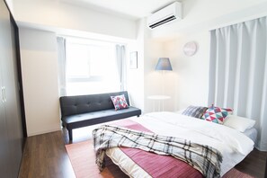 룸 | 2 개의 침실, 다리미/다리미판, 침대 시트