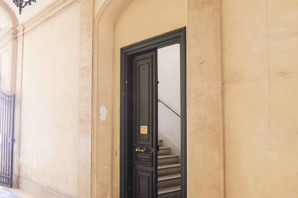 Hadrianus Temple Suites - The Venue Collection
