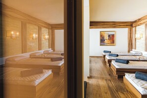 Sauna, hot tub, steam room, body treatments, hot stone massages